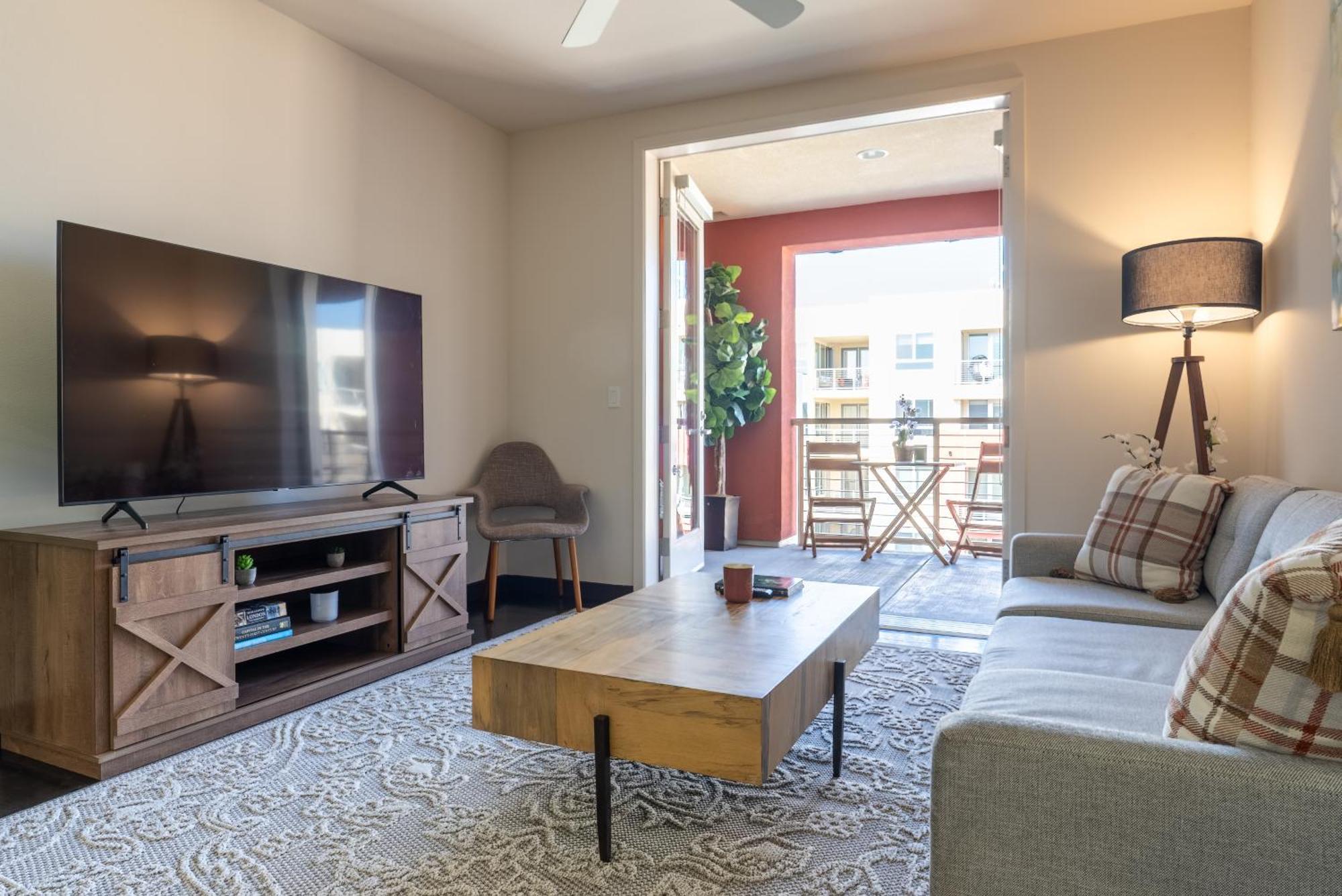 One Bedroom With View Apartment *