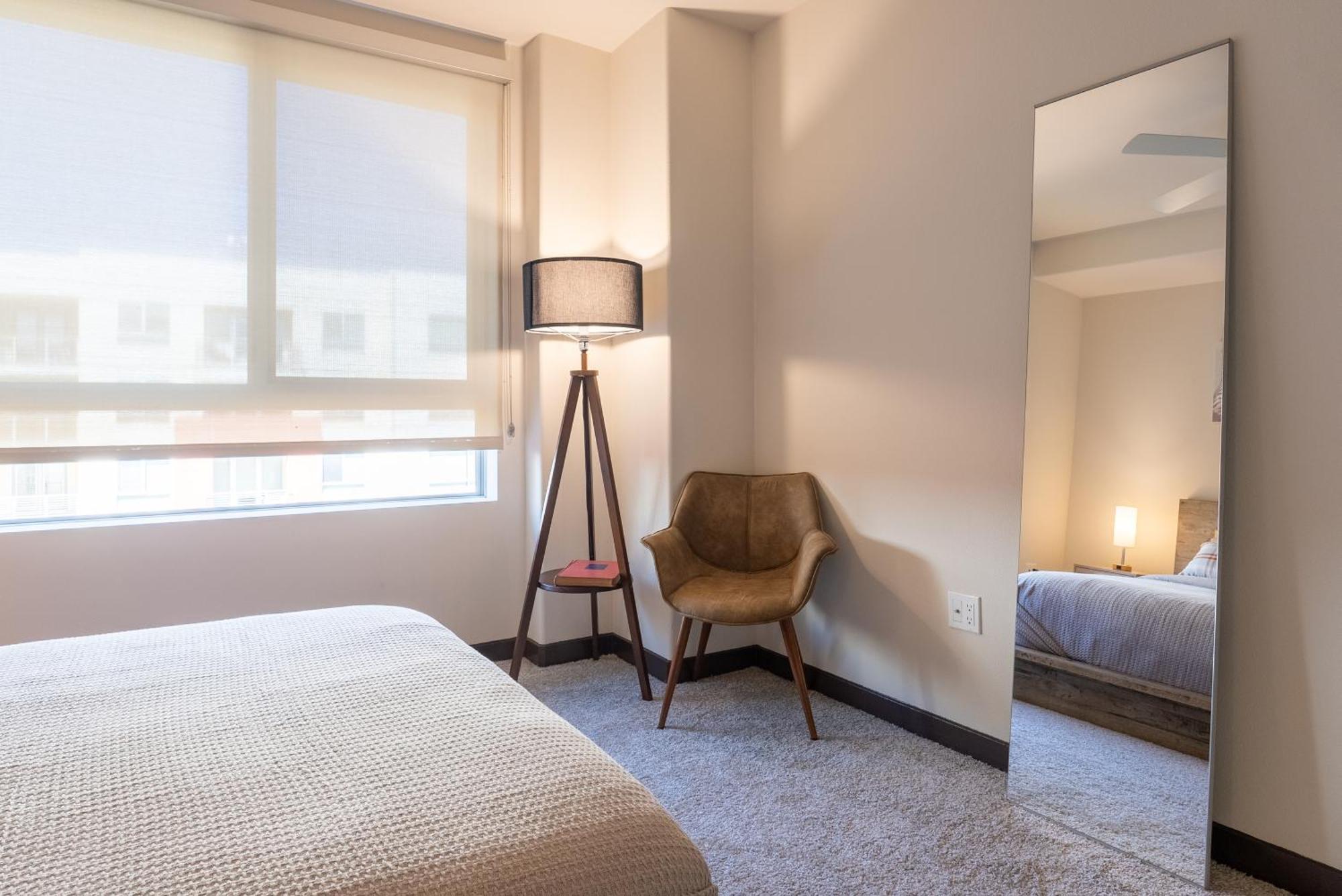 Apartment One Bedroom With View *