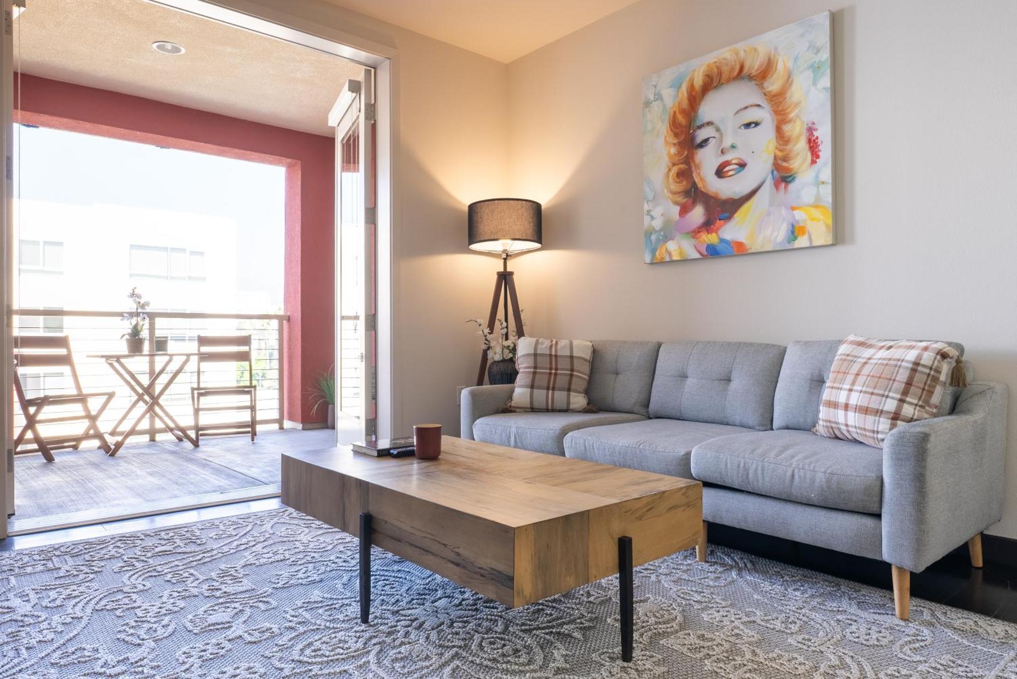 Apartment One Bedroom With View